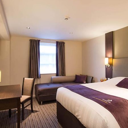 Premier Inn Glasgow - Bellshill Motherwell Exteriör bild