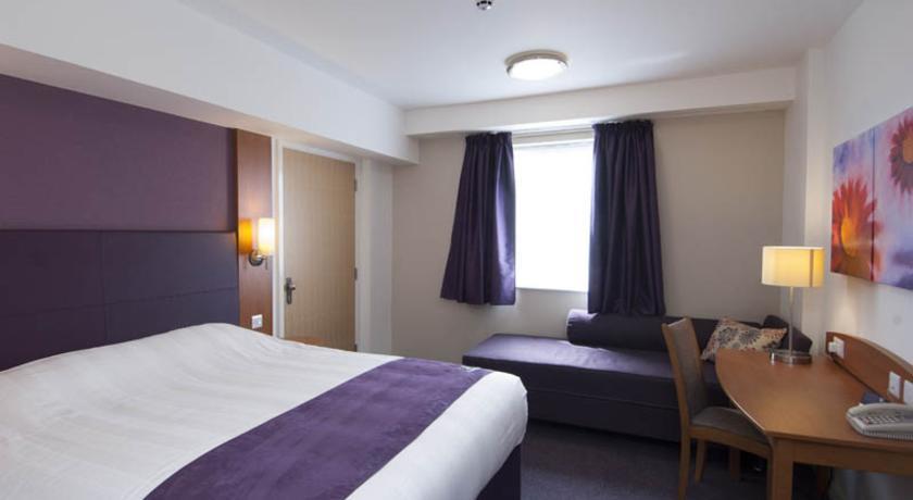 Premier Inn Glasgow - Bellshill Motherwell Rum bild