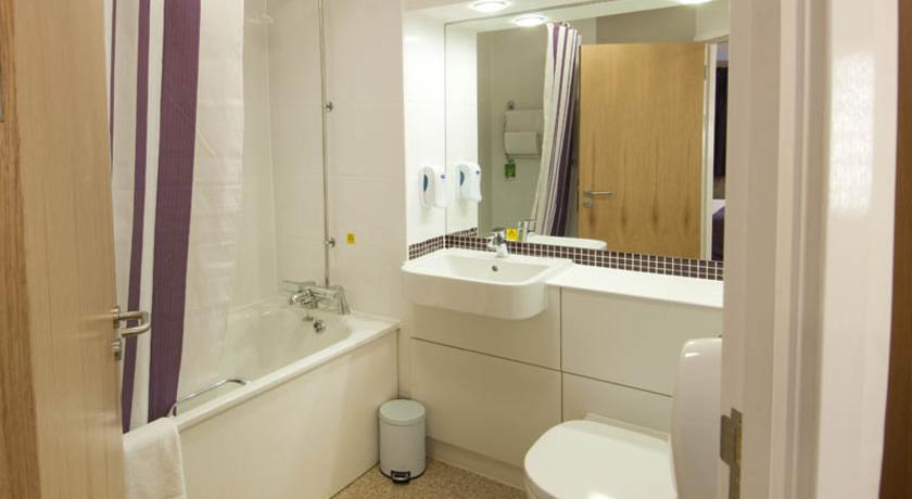 Premier Inn Glasgow - Bellshill Motherwell Exteriör bild