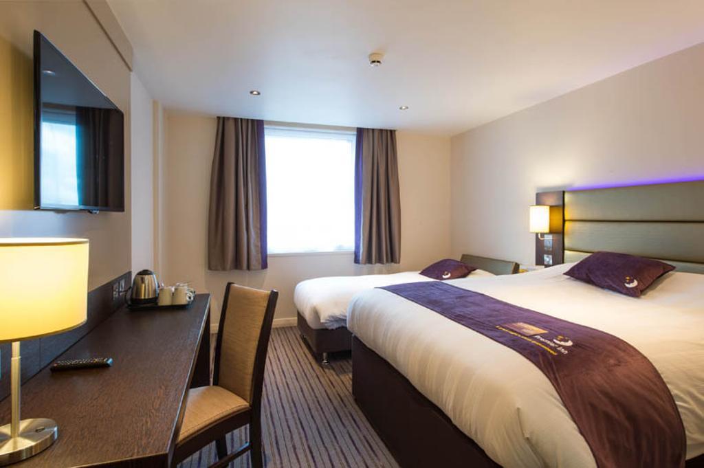 Premier Inn Glasgow - Bellshill Motherwell Rum bild