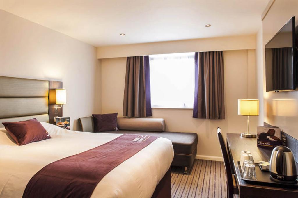 Premier Inn Glasgow - Bellshill Motherwell Rum bild