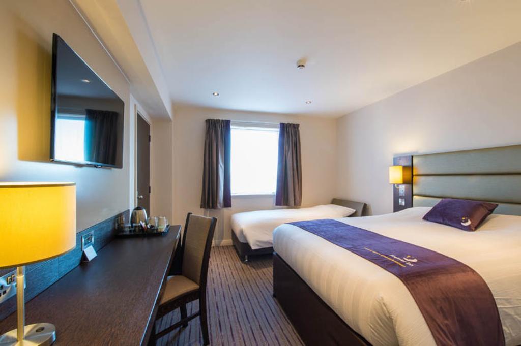 Premier Inn Glasgow - Bellshill Motherwell Rum bild