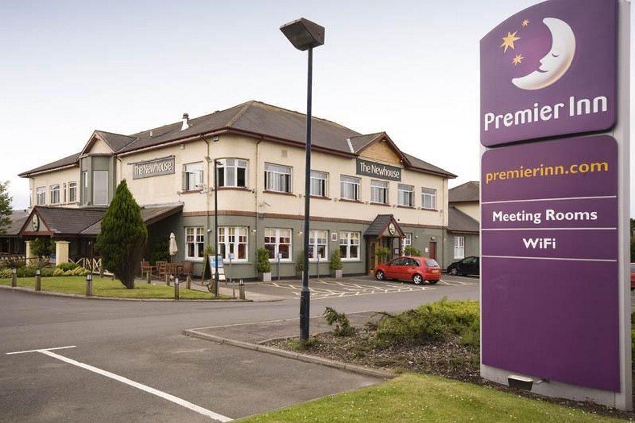 Premier Inn Glasgow - Bellshill Motherwell Exteriör bild