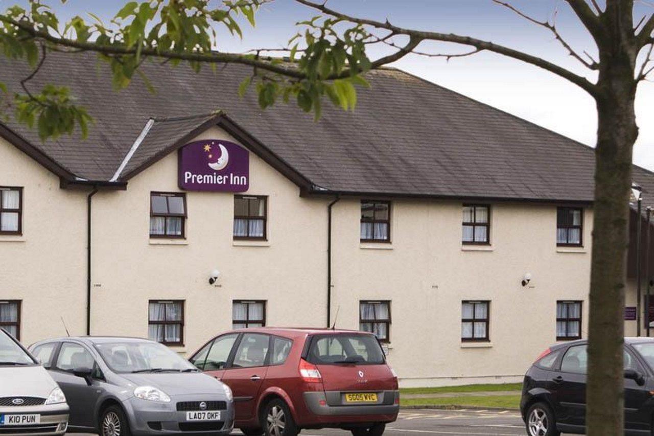 Premier Inn Glasgow - Bellshill Motherwell Exteriör bild