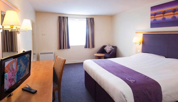 Premier Inn Glasgow - Bellshill Motherwell Exteriör bild